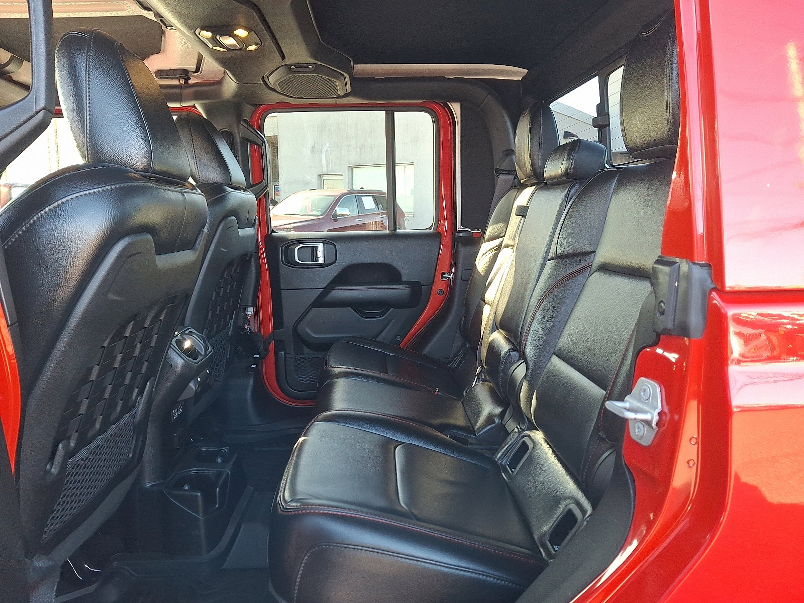 Used 2020 Jeep Gladiator Rubicon image 11