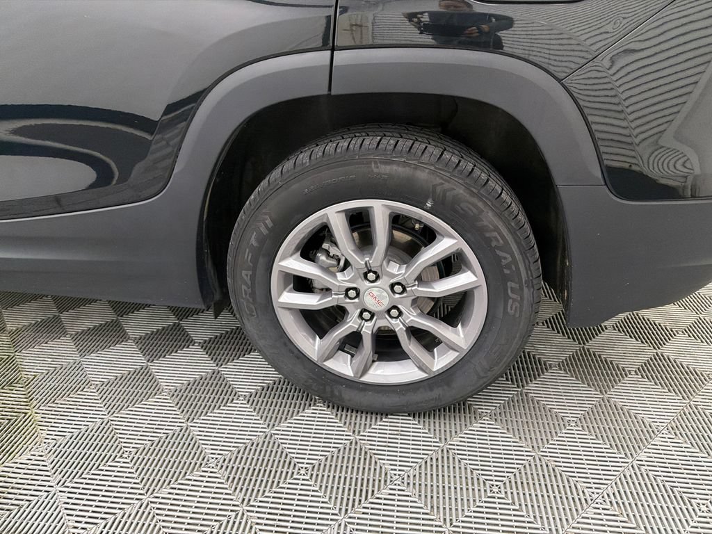 Used 2024 GMC Terrain SLT AWD/4WD image 22