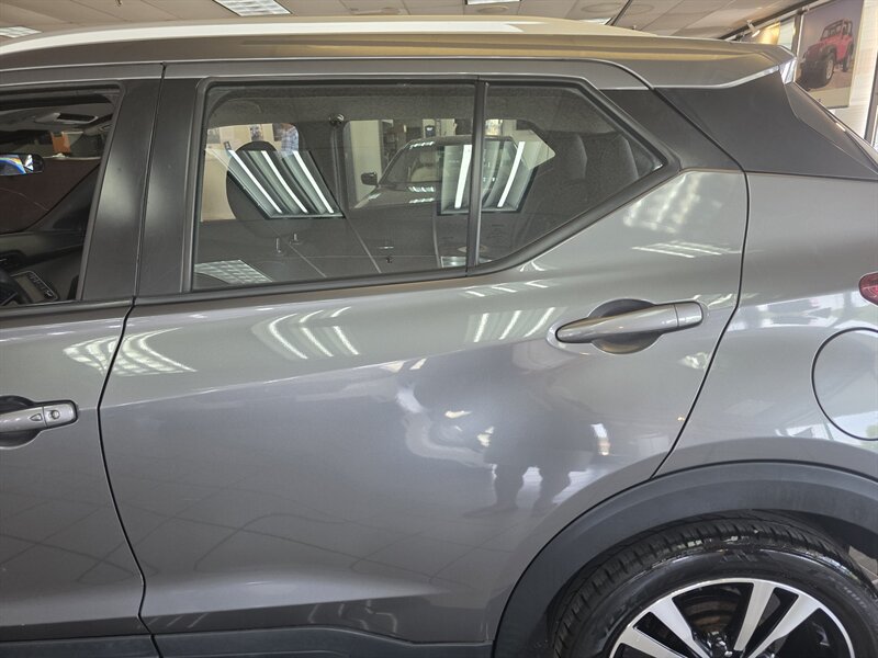 Used 2020 Nissan Kicks SV FWD image 38