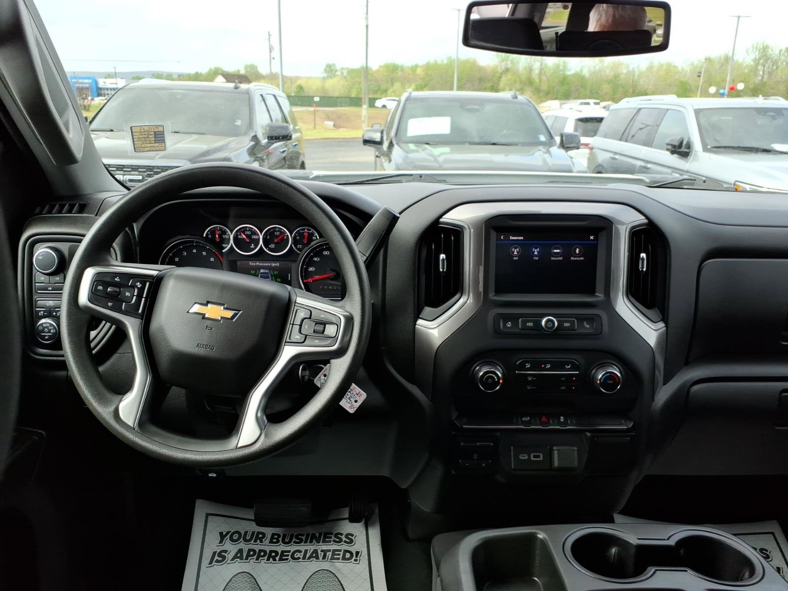 Used 2021 Chevrolet Silverado 2500 Custom w/ Custom Value Package image 9