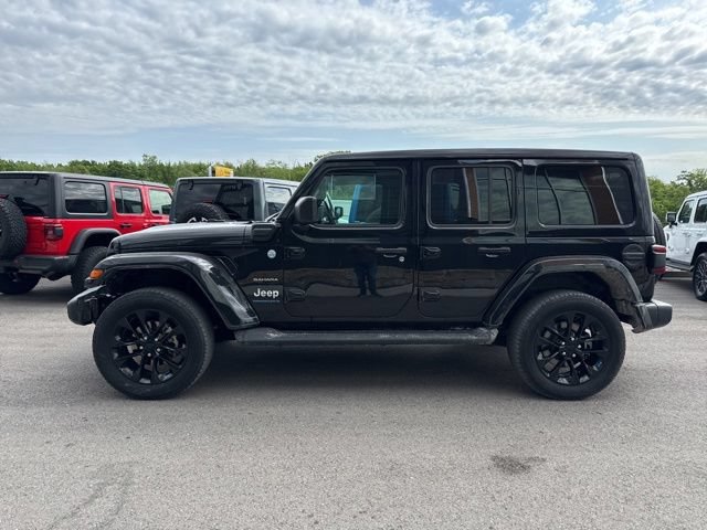 Used 2023 Jeep Wrangler Unlimited Sahara w/ Cold Weather Group AWD/4WD image 5