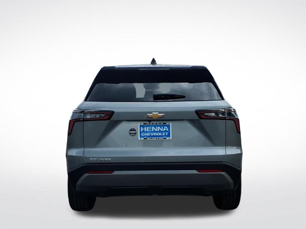 New 2027 Chevrolet Equinox LT w/ Convenience Package II FWD image 4
