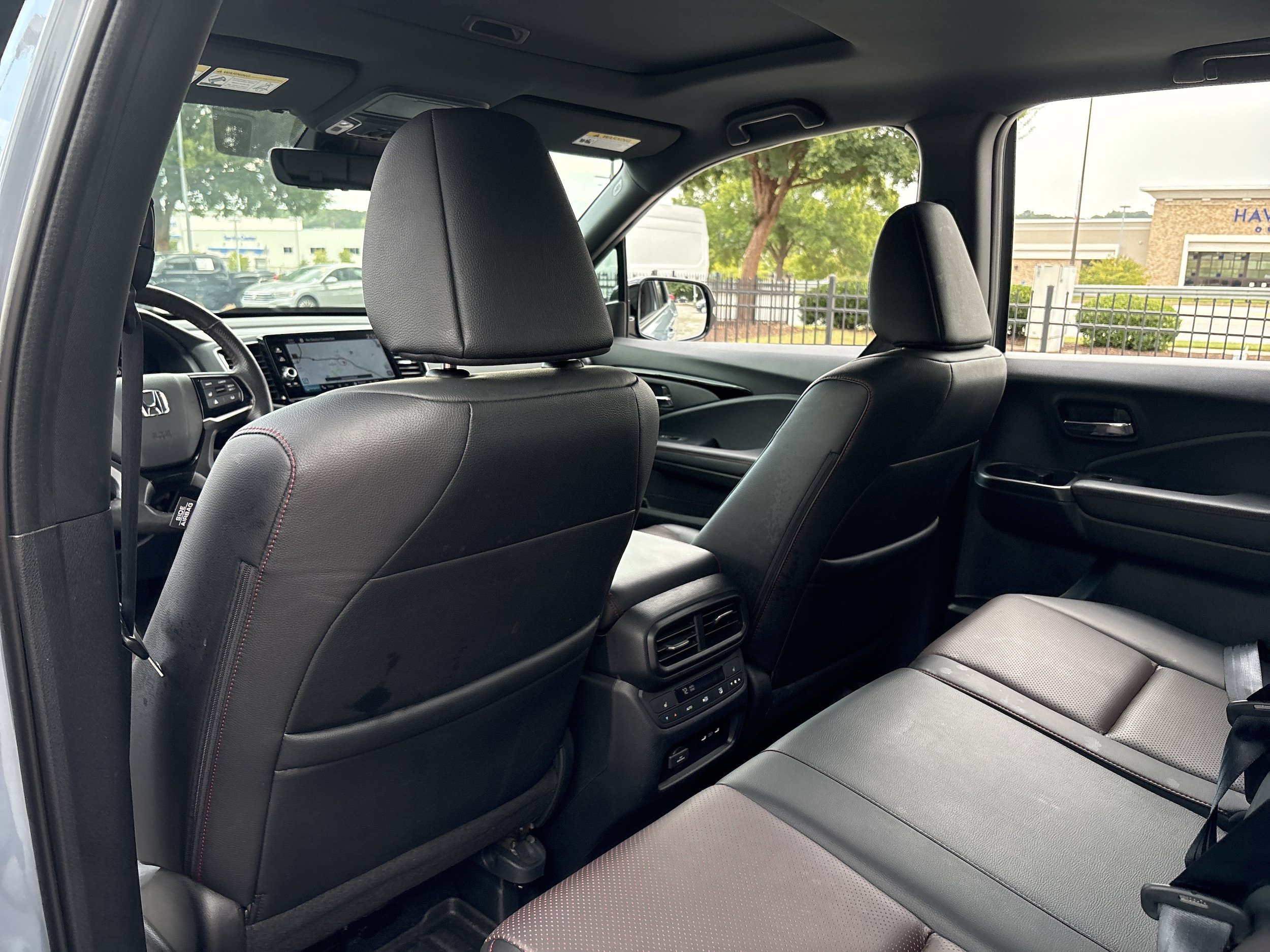 Used 2025 Honda Ridgeline Black Edition image 18