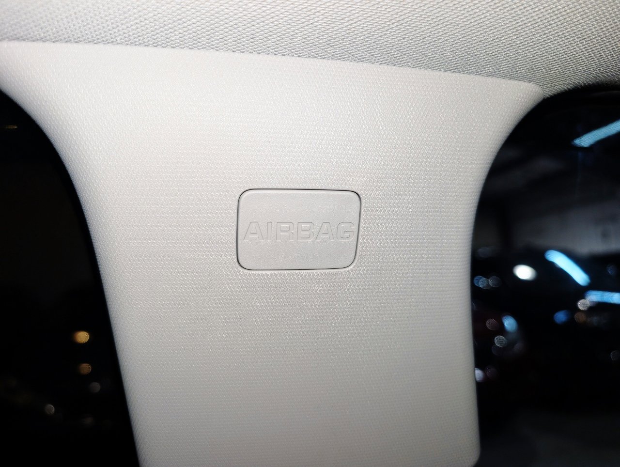 Used 2020 Chevrolet Equinox LS image 40