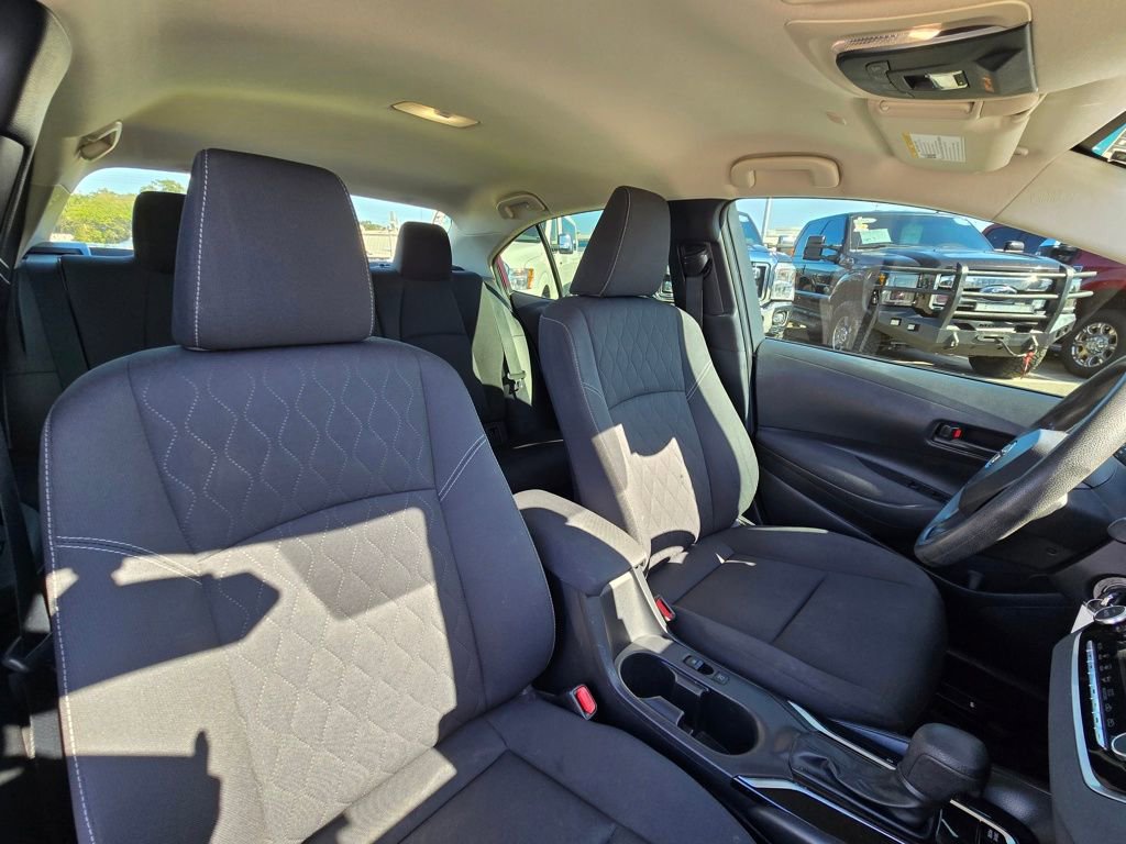 Used 2023 Toyota Corolla LE image 42