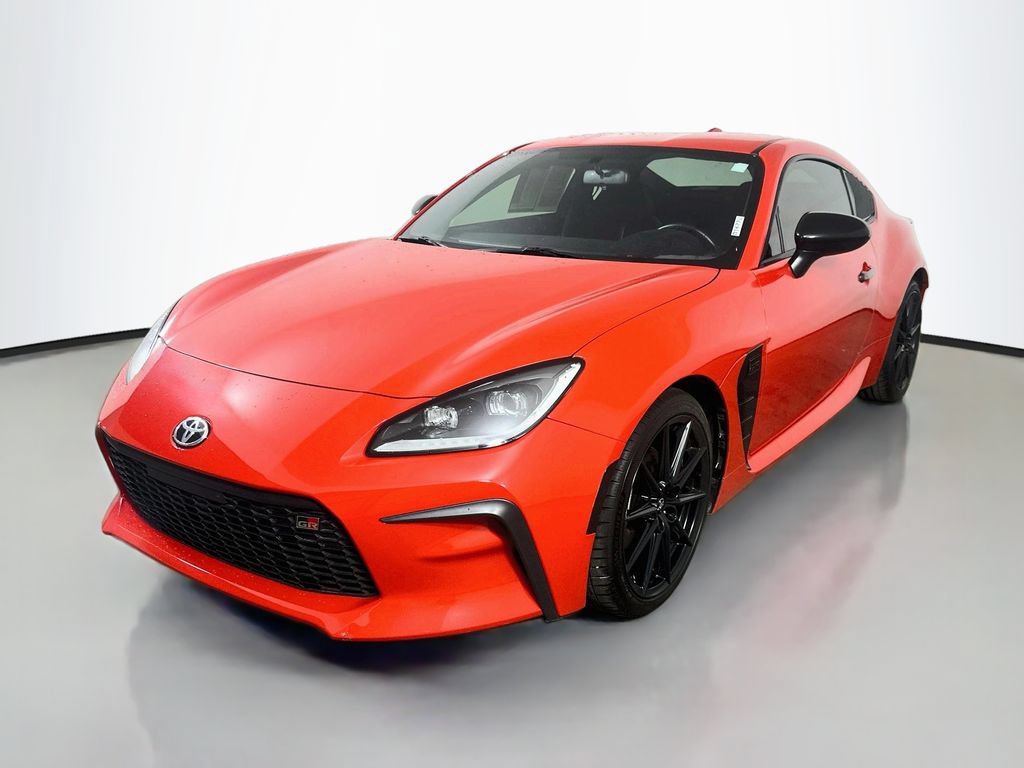 Used 2023 Toyota GR86 Premium w/ ALL Weather Mat Package (TMS) RWD image 3