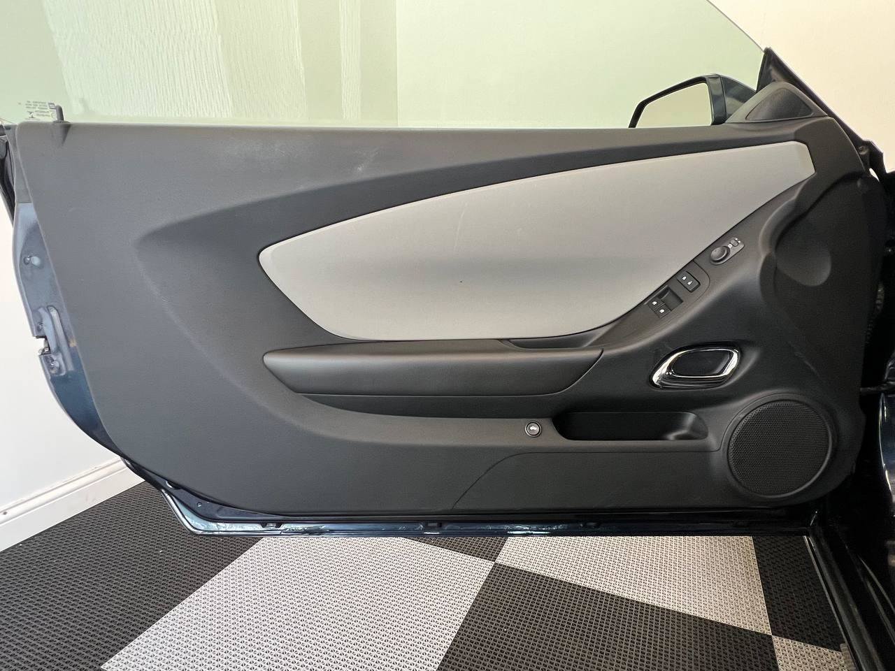 Used 2014 Chevrolet Camaro LS RWD image 7