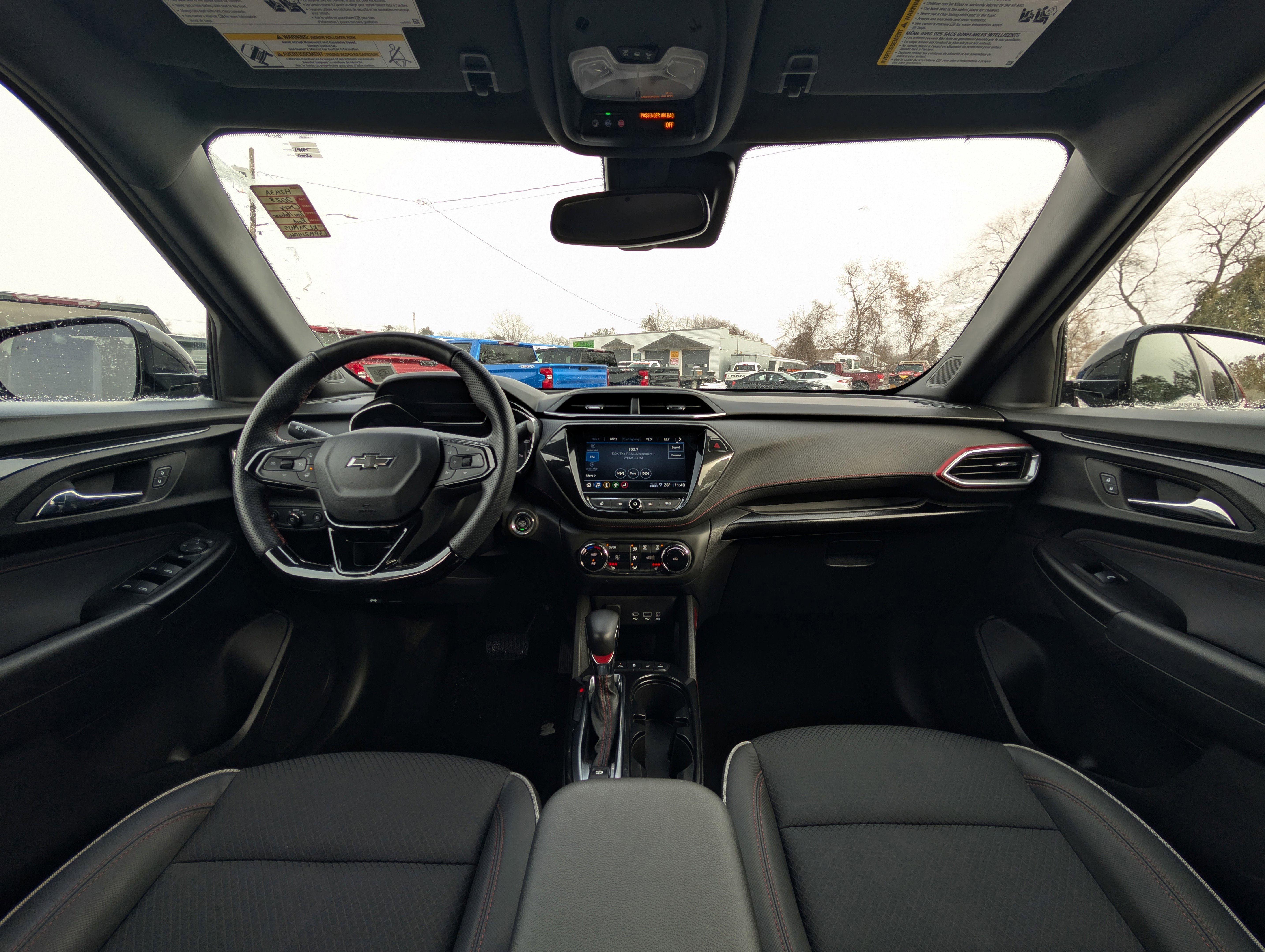 Certified 2023 Chevrolet TrailBlazer RS w/ Convenience Package image 2