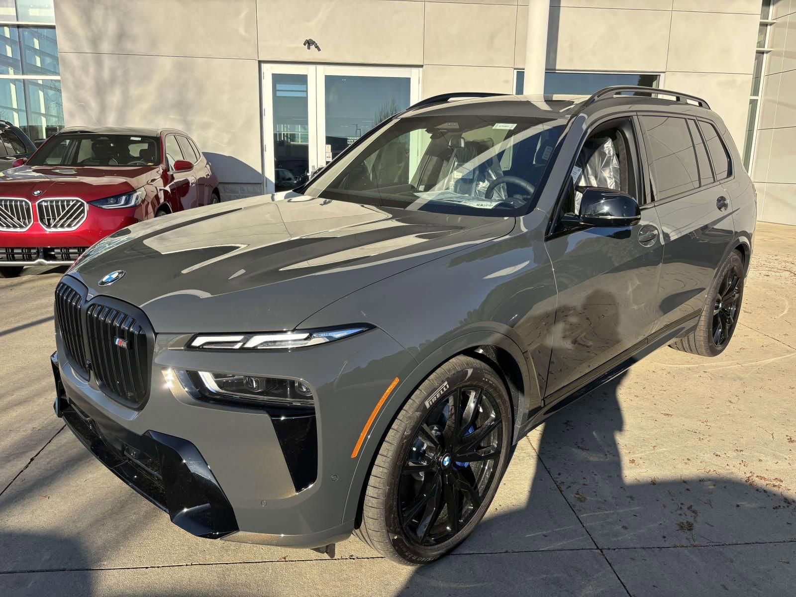 New 2026 BMW X7 M60i