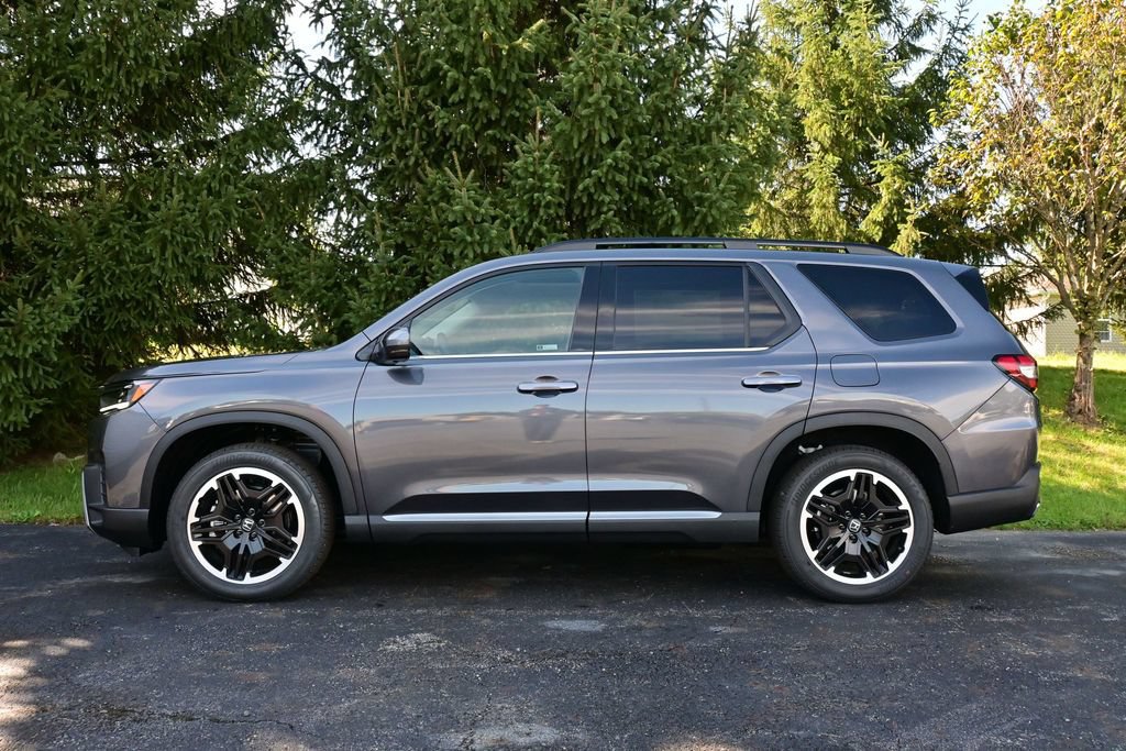New 2026 Honda Pilot Touring image 5