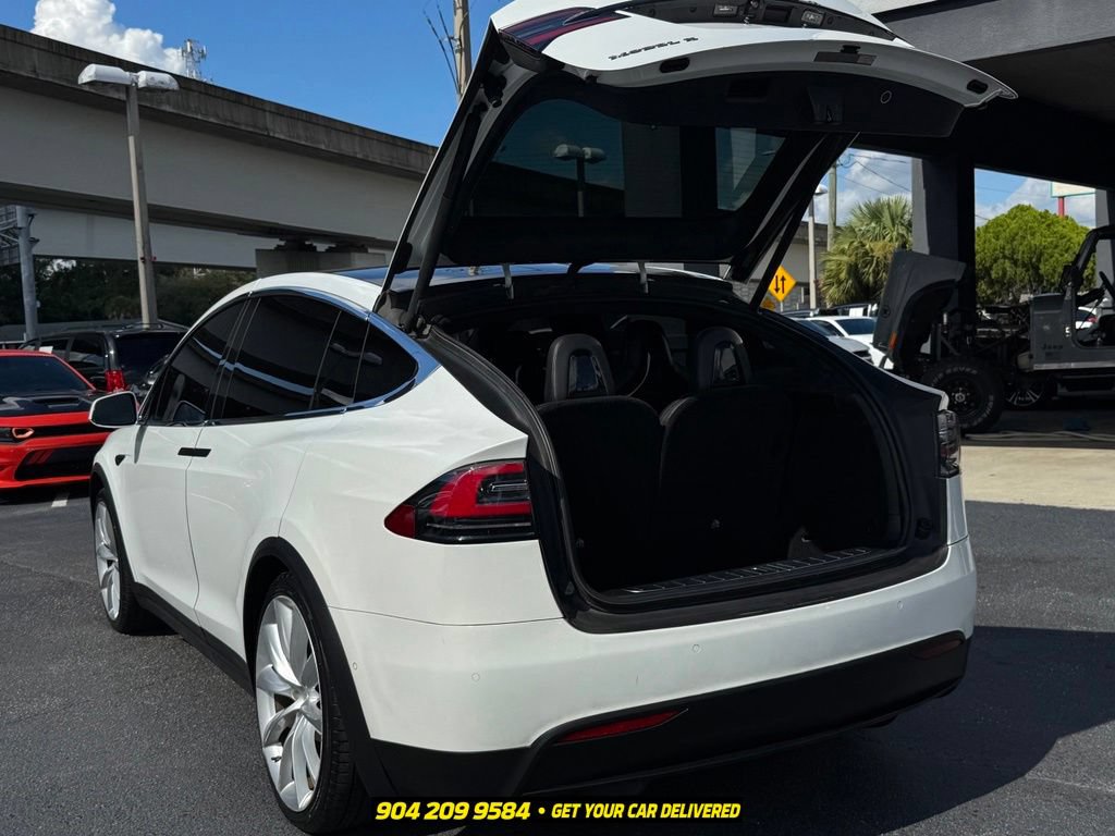 Used 2017 Tesla Model X 75D AWD/4WD image 27