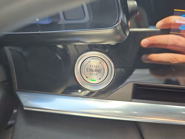 Certified 2022 Chevrolet Corvette Stingray Coupe w/ Z51 Performance Package image 22