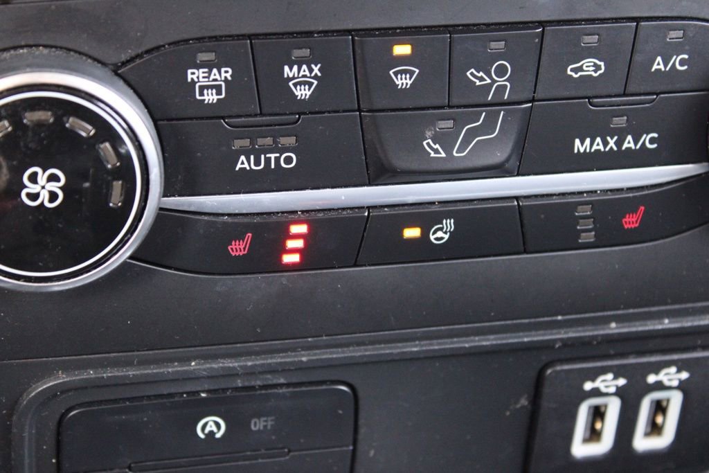 Used 2021 Ford EcoSport Titanium image 40