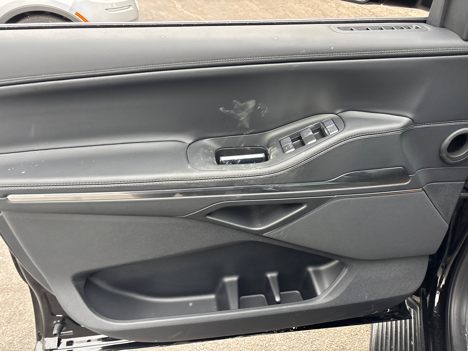 New 2026 Lincoln Navigator L Premier image 11