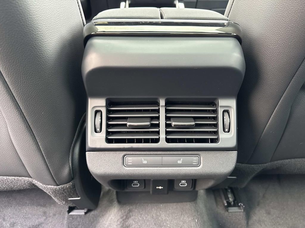 New 2026 Land Rover Range Rover Evoque Dynamic SE image 15