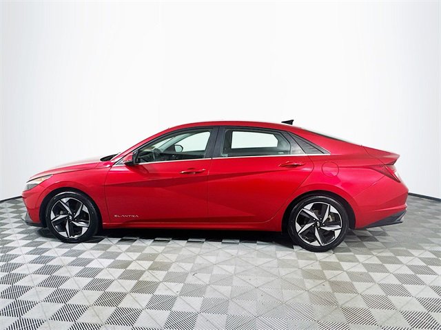 Used 2021 Hyundai Elantra SEL w/ Convenience + Premium Package image 5