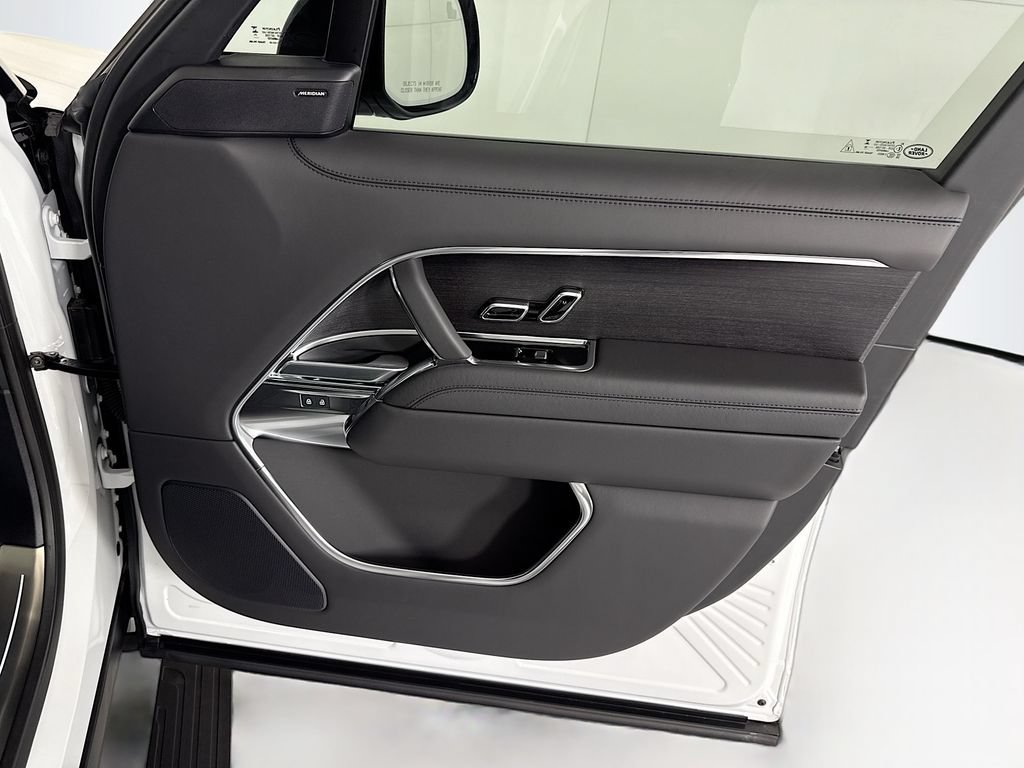 New 2026 Land Rover Range Rover SE AWD/4WD image 25