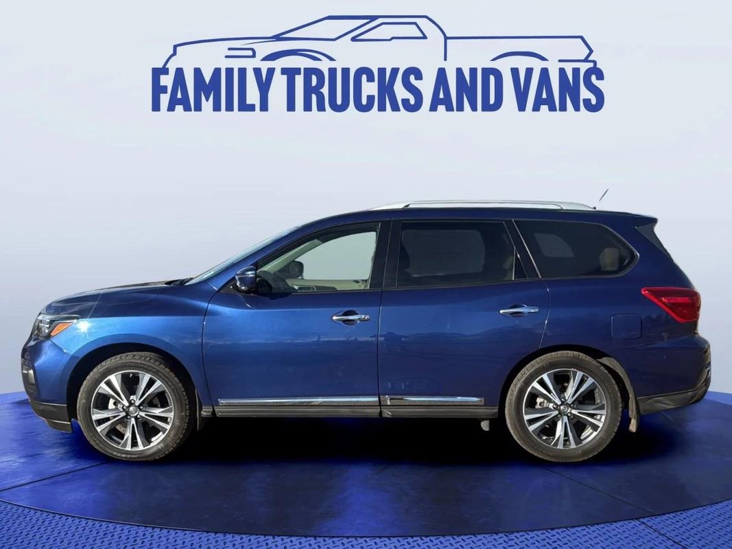 Used 2018 Nissan Pathfinder Platinum w/ Cargo Package image 2