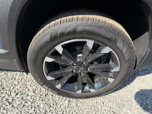 New 2027 Chevrolet Equinox RS w/ Safety and Technology Package FWD image 7