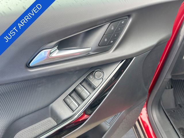 New 2026 Chevrolet Equinox RS w/ Convenience Package III FWD image 13
