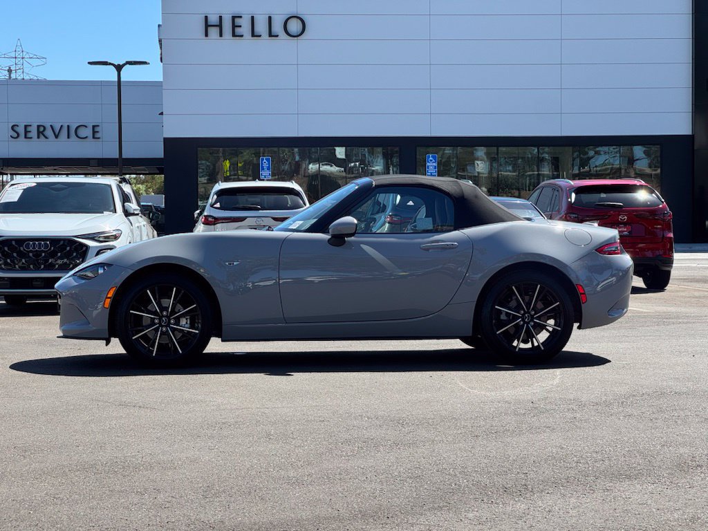 Certified 2025 MAZDA MX-5 Miata Grand Touring w/ Weather Package RWD image 7