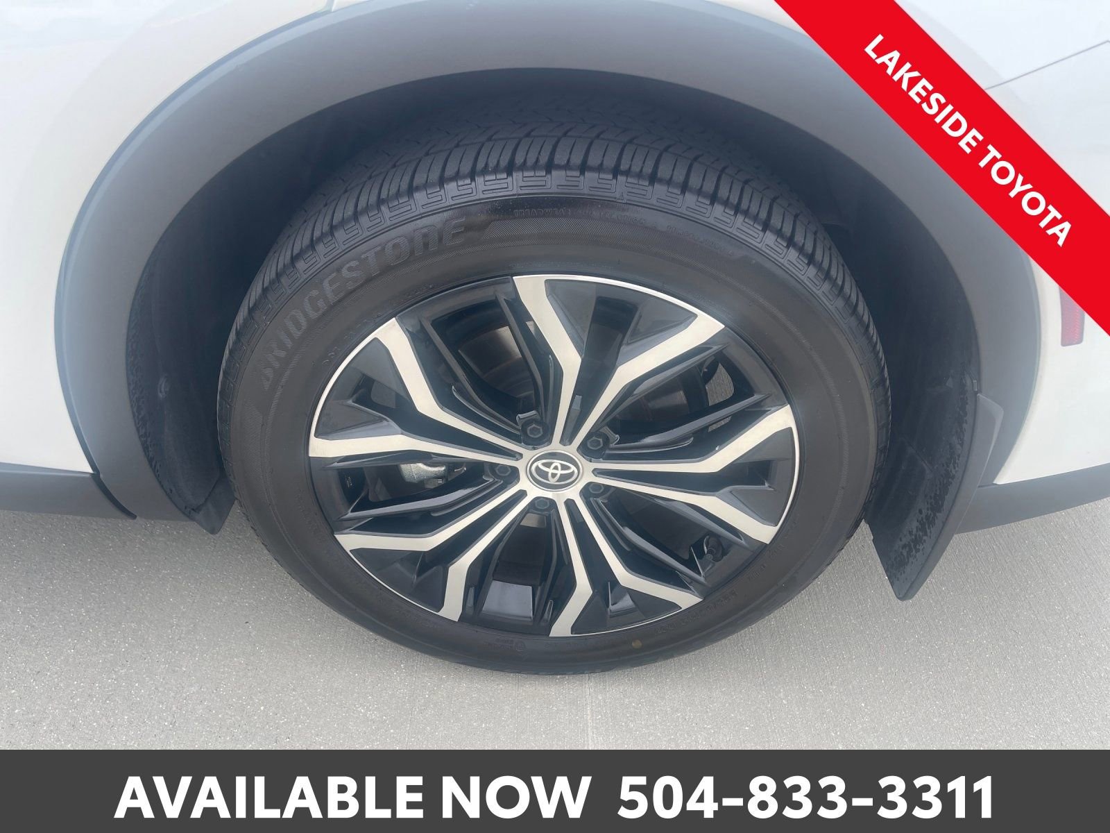 Used 2023 Toyota Crown Limited image 27