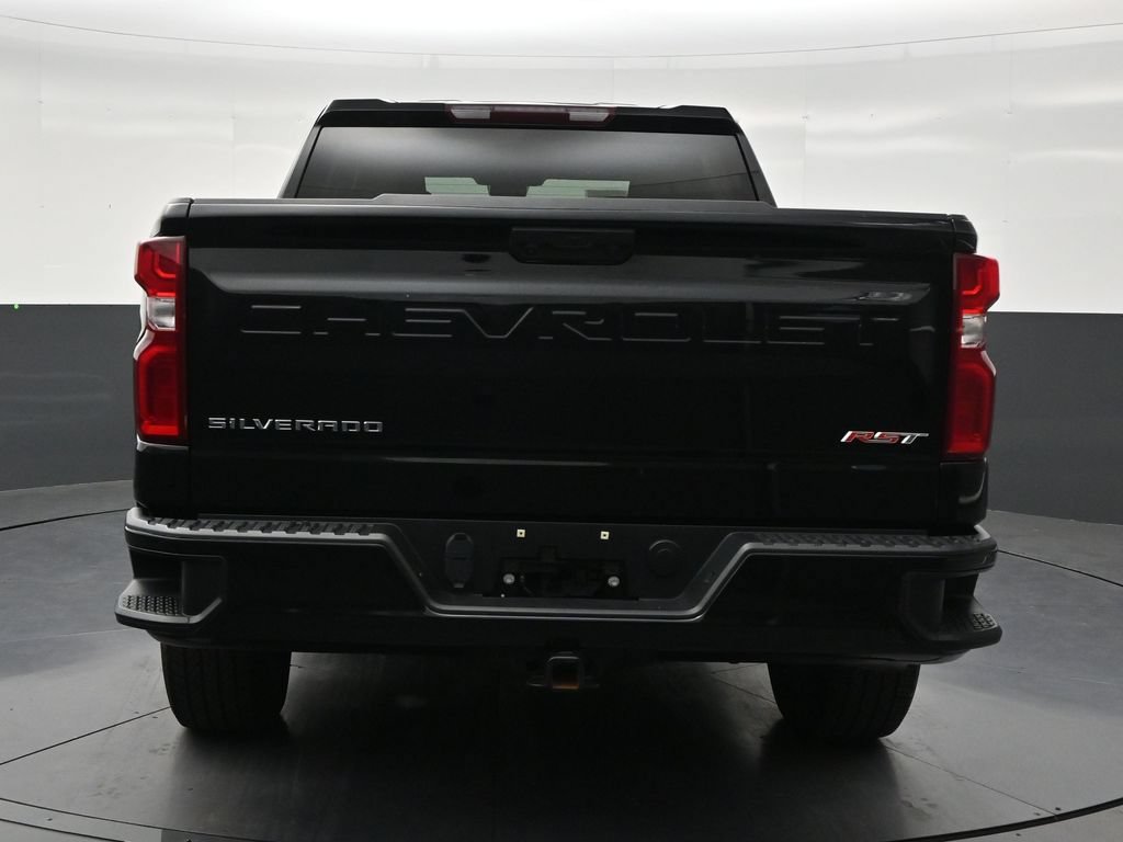 Used 2024 Chevrolet Silverado 1500 RST RWD image 4