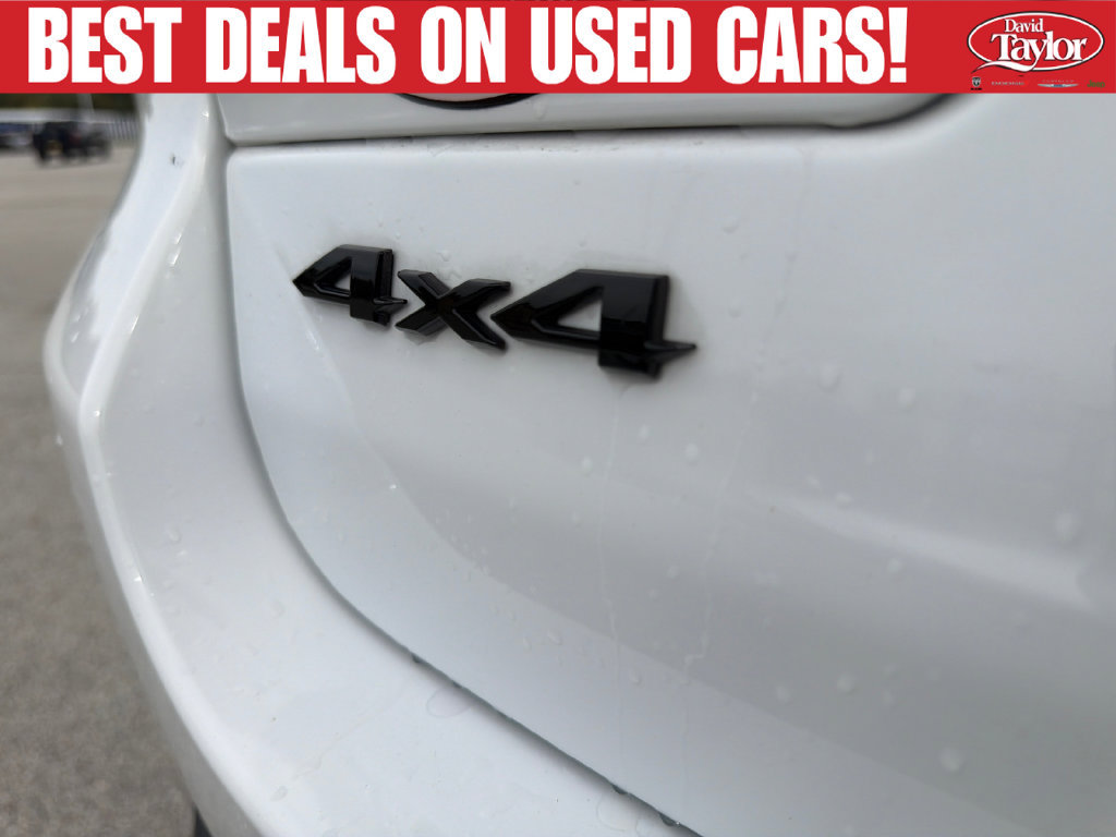 Used 2025 Jeep Grand Cherokee Altitude w/ Trailer Tow Package AWD/4WD image 36