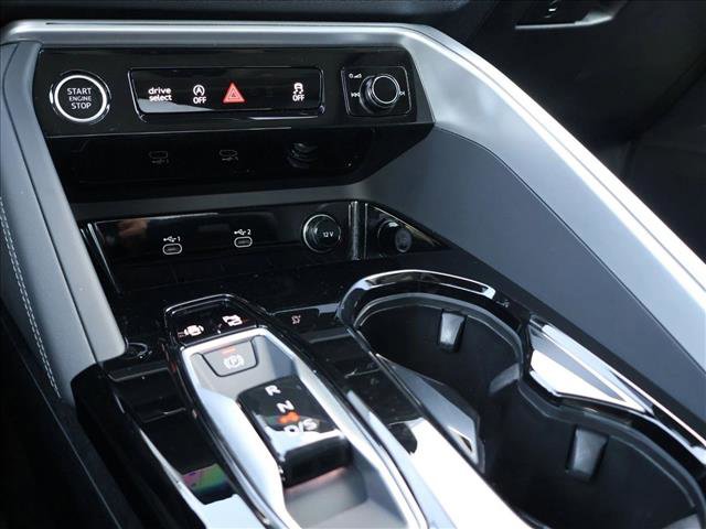 Certified 2025 Audi Q5 Premium w/ Convenience Package AWD/4WD image 20