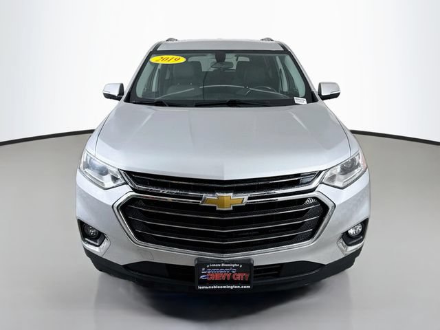 Used 2019 Chevrolet Traverse LT FWD image 2