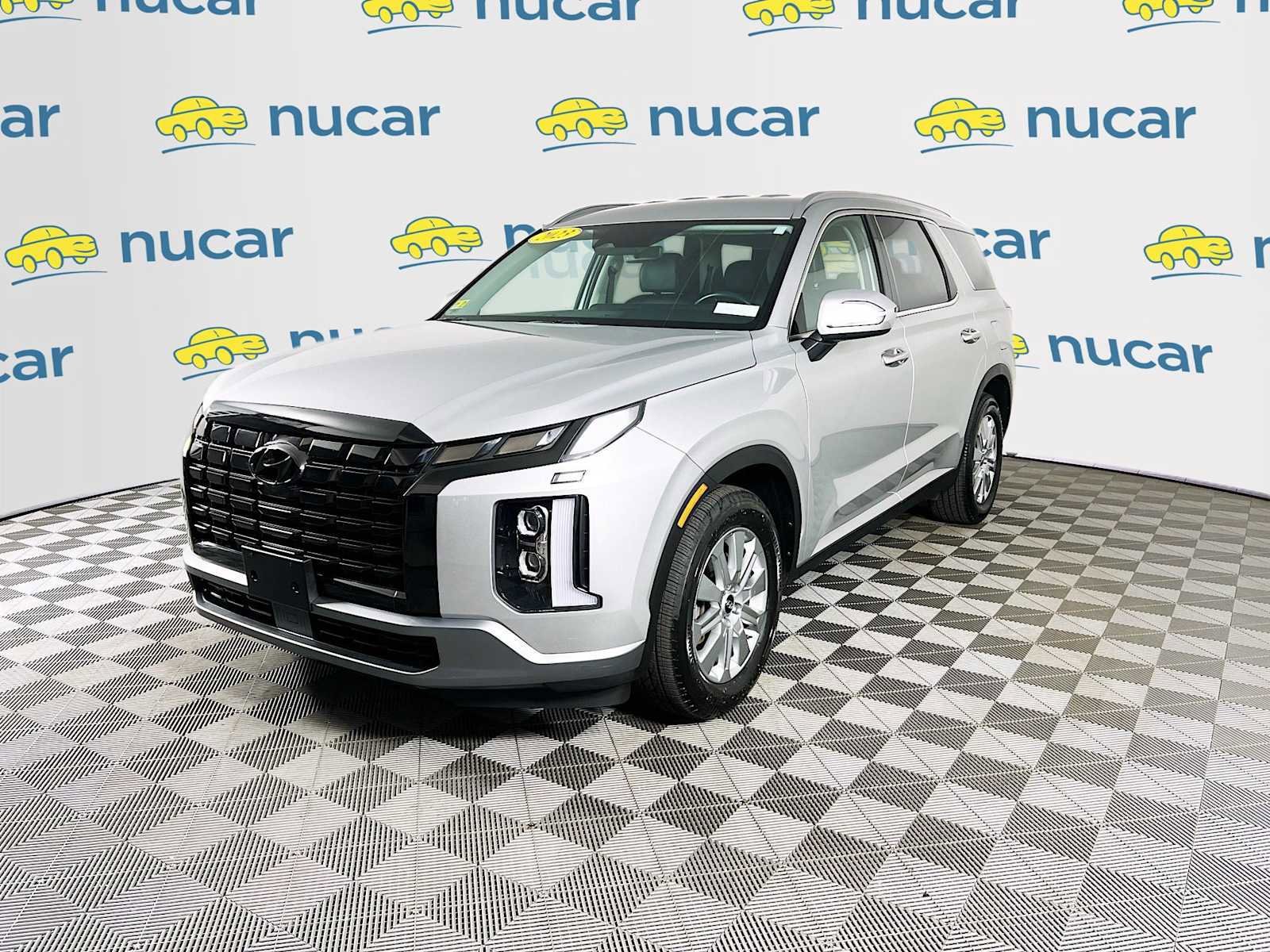 Used 2023 Hyundai Palisade SEL w/ Cargo Package AWD/4WD image 3