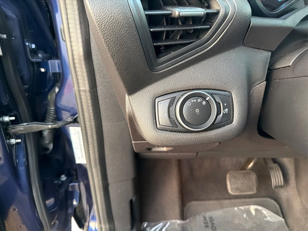 Used 2016 Ford C-MAX SE image 18