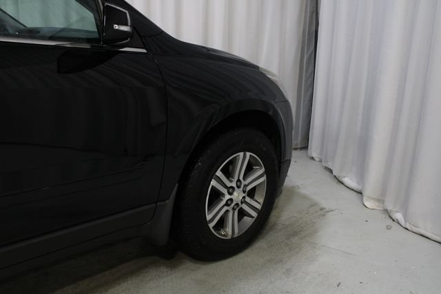 Used 2017 Chevrolet Traverse LT FWD image 27