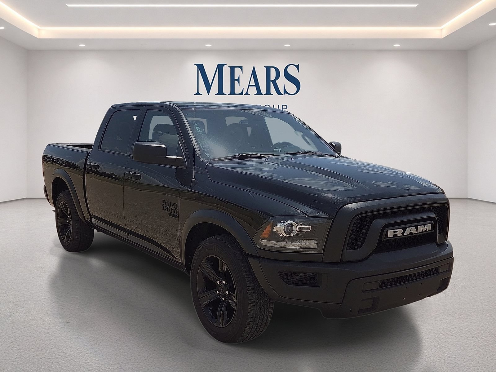 Used 2024 RAM 1500 Classic Warlock RWD image 7