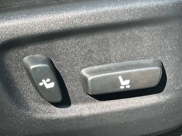 Used 2019 Toyota 4Runner SR5 Premium AWD/4WD image 25