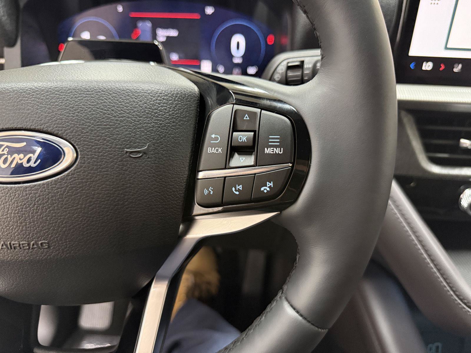 New 2026 Ford Explorer Platinum AWD/4WD image 13
