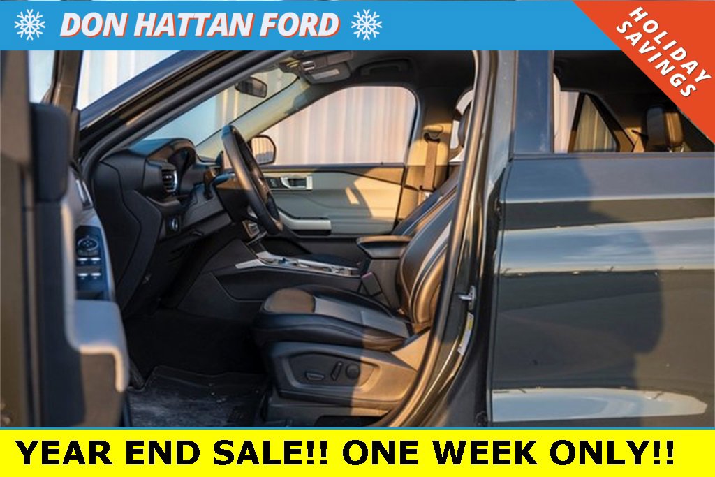 Used 2023 Ford Explorer XLT w/ Equipment Group 202A image 5