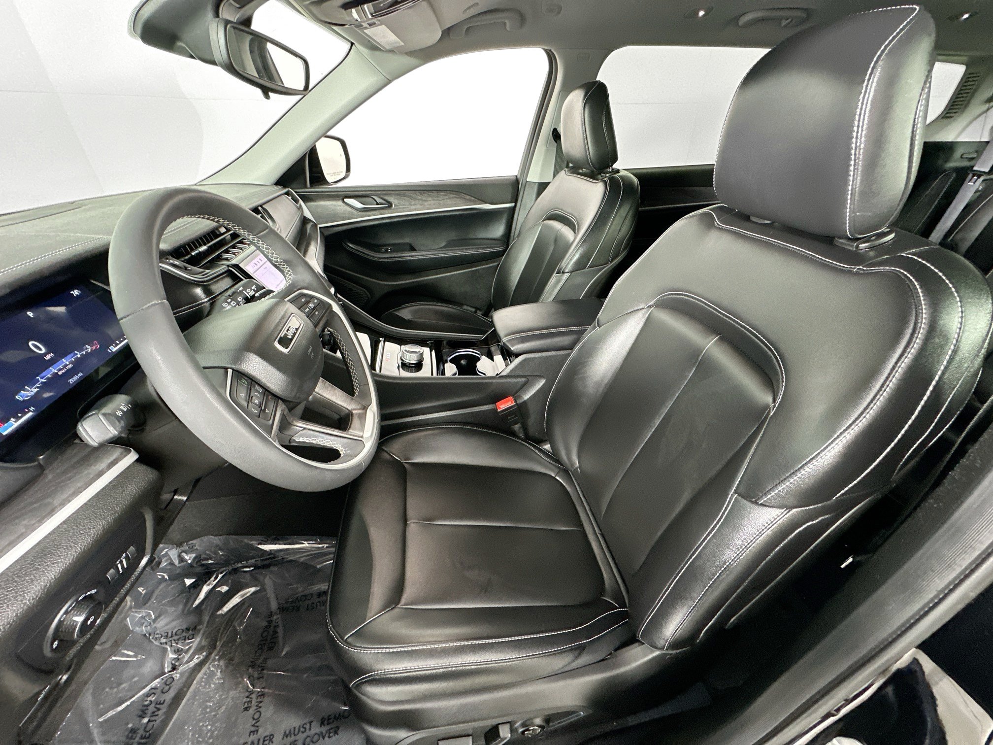 Used 2023 Jeep Grand Cherokee L Limited RWD image 21