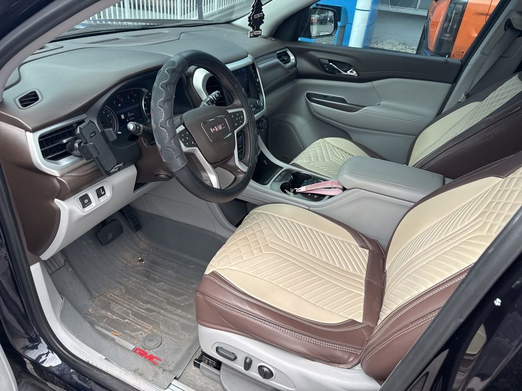 Used 2022 GMC Acadia SLT w/ Preferred Package FWD image 14