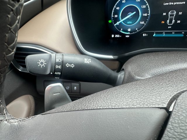 Used 2023 Hyundai Santa Fe Limited w/ Cargo Package image 36