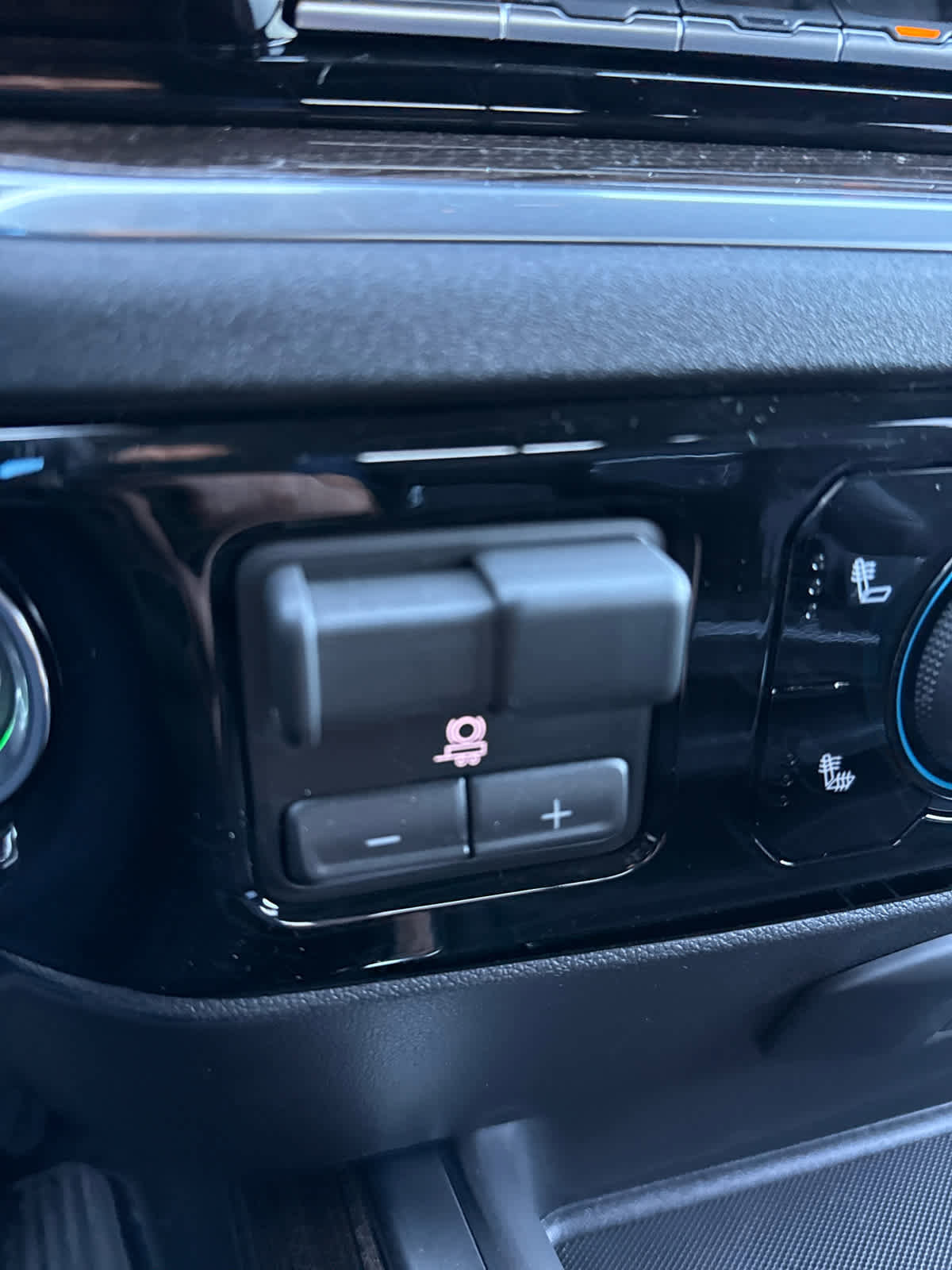 New 2026 Chevrolet Silverado 2500 LT w/ Trail Boss Package image 18
