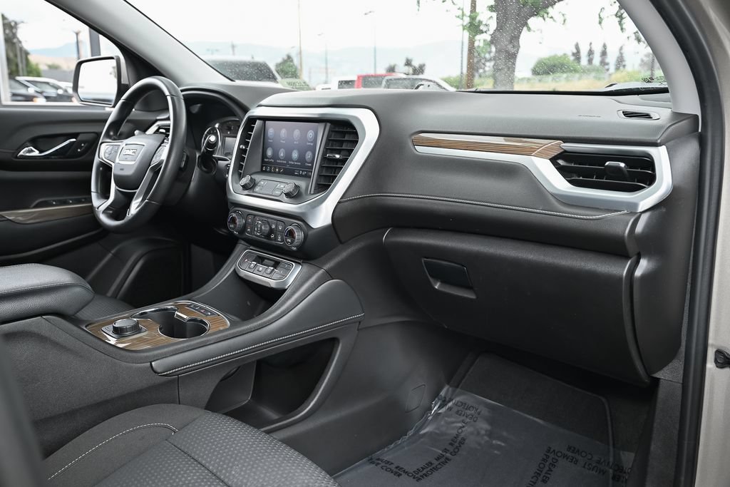 Used 2022 GMC Acadia SLE FWD image 43