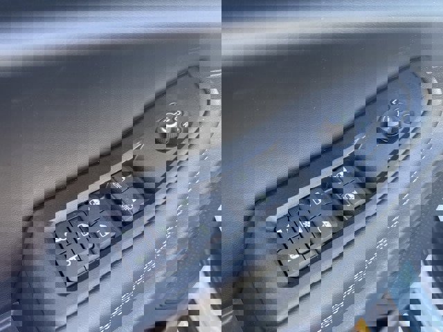 New 2025 Jeep Grand Cherokee Laredo X image 9