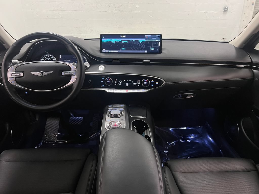 Used 2025 Genesis GV70 2.5T AWD/4WD image 14