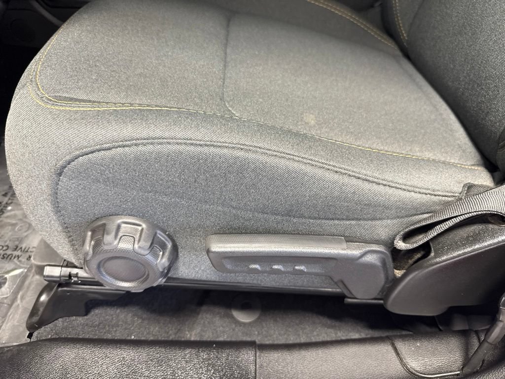 Used 2024 Jeep Gladiator Sport AWD/4WD image 17