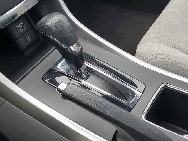 Used 2015 Honda Accord EX image 28