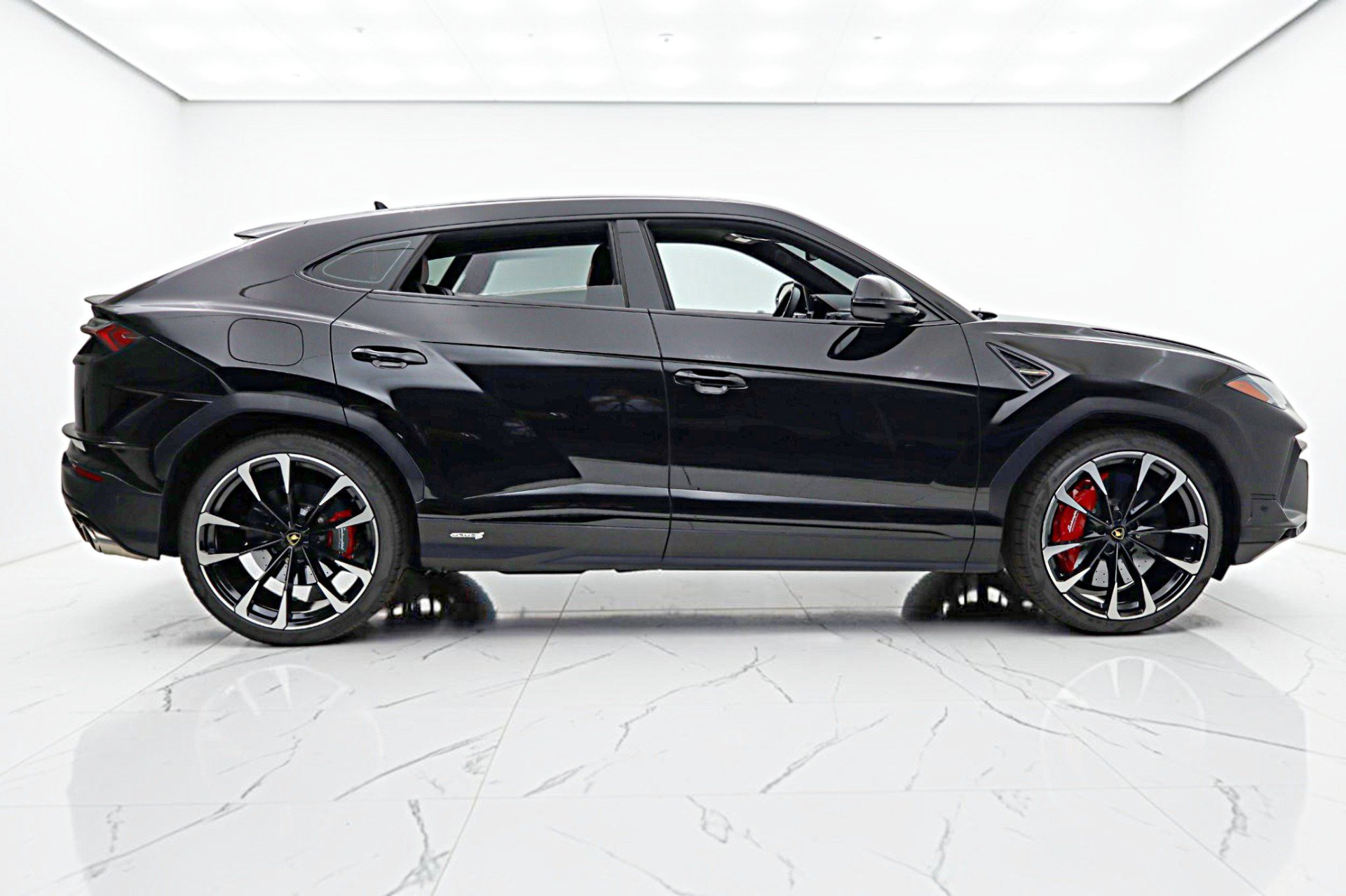Used 2024 Lamborghini Urus S AWD/4WD image 16
