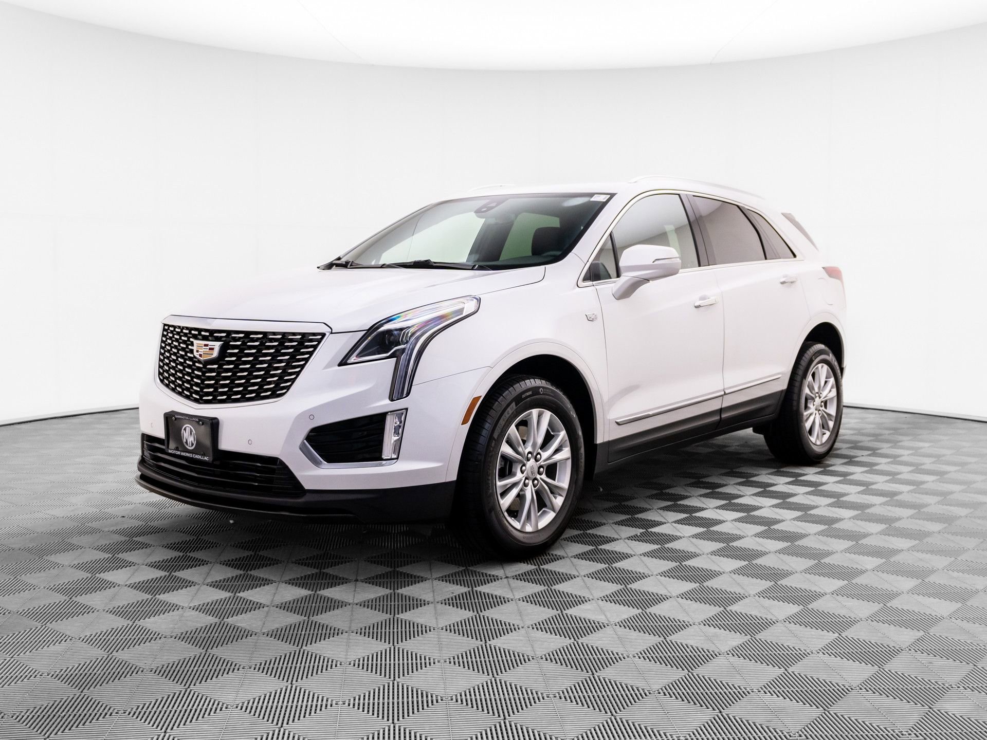 Used 2024 Cadillac XT5 Luxury image 1