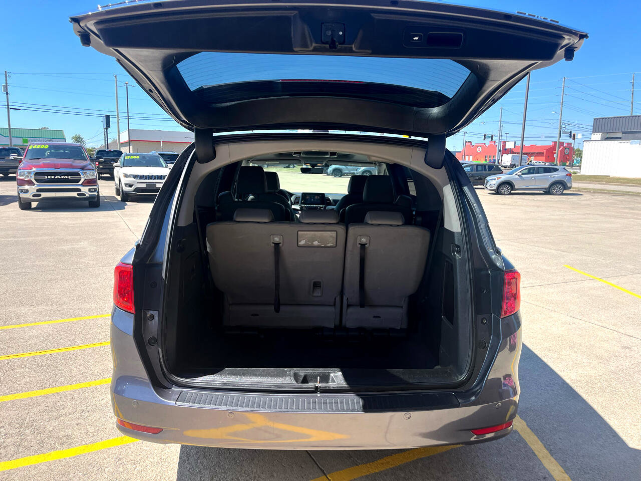 Used 2019 Honda Odyssey Elite image 12