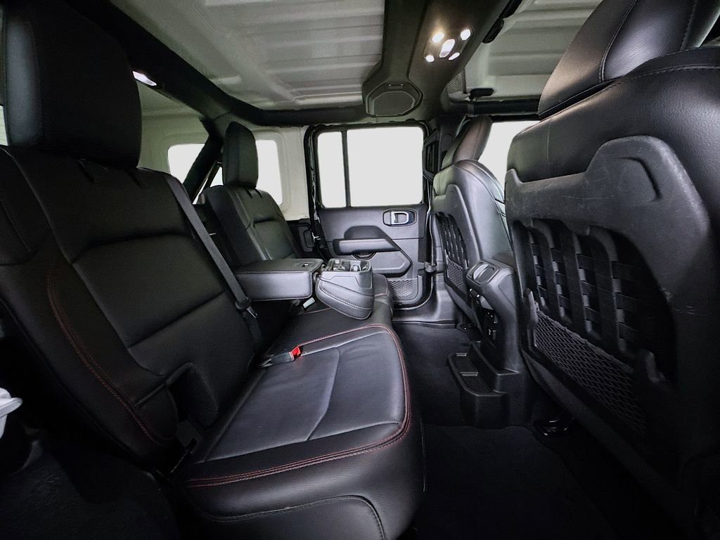 Used 2022 Jeep Wrangler Unlimited Rubicon w/ Cold Weather Group image 24